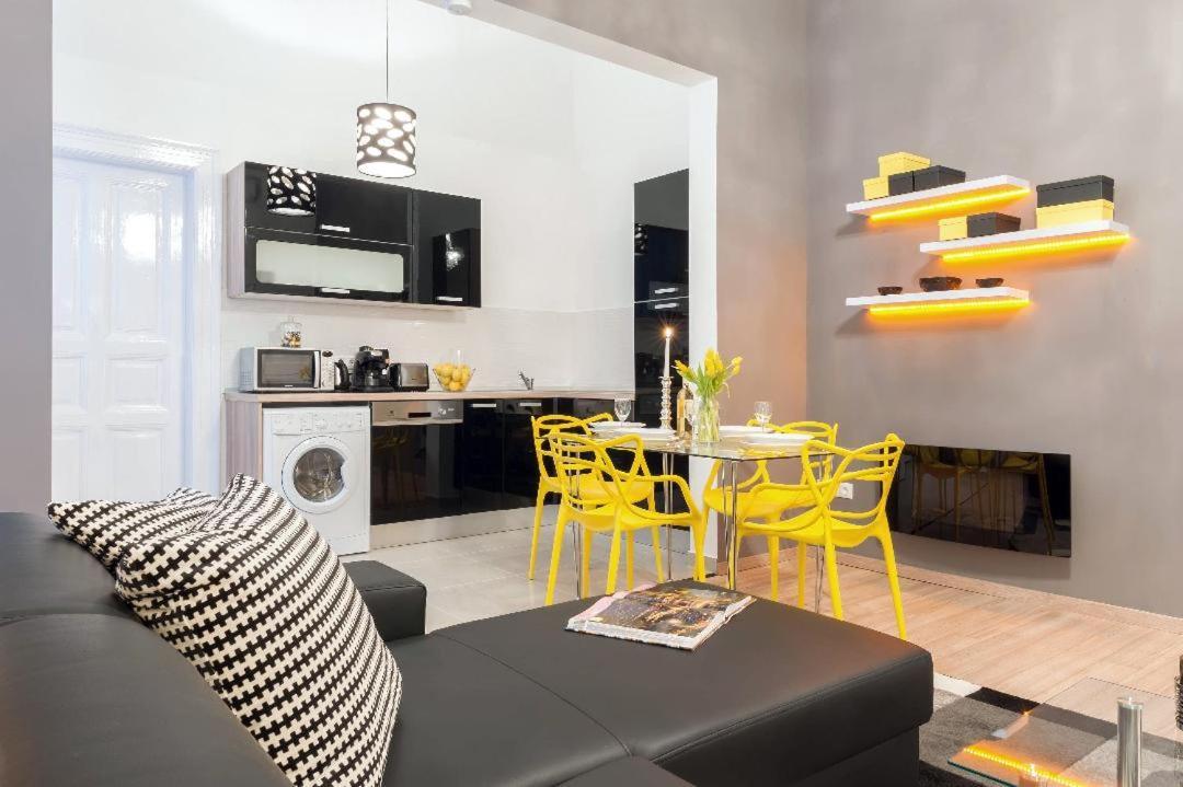 Kazy-stay Apartman *